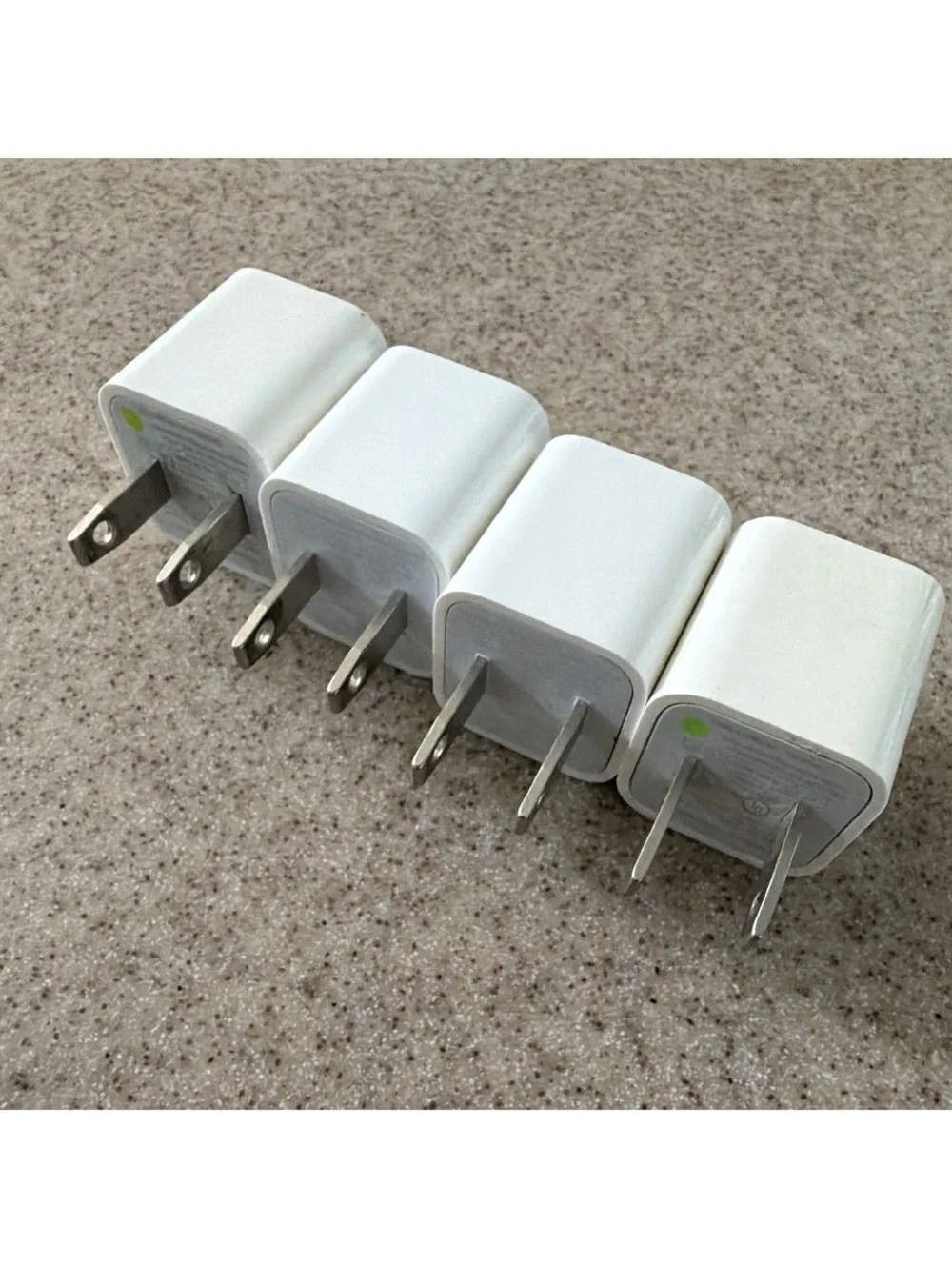Genuine Apple OEM A1385 / A1265 - 5W USB Travel Power Adapter Cube Charger